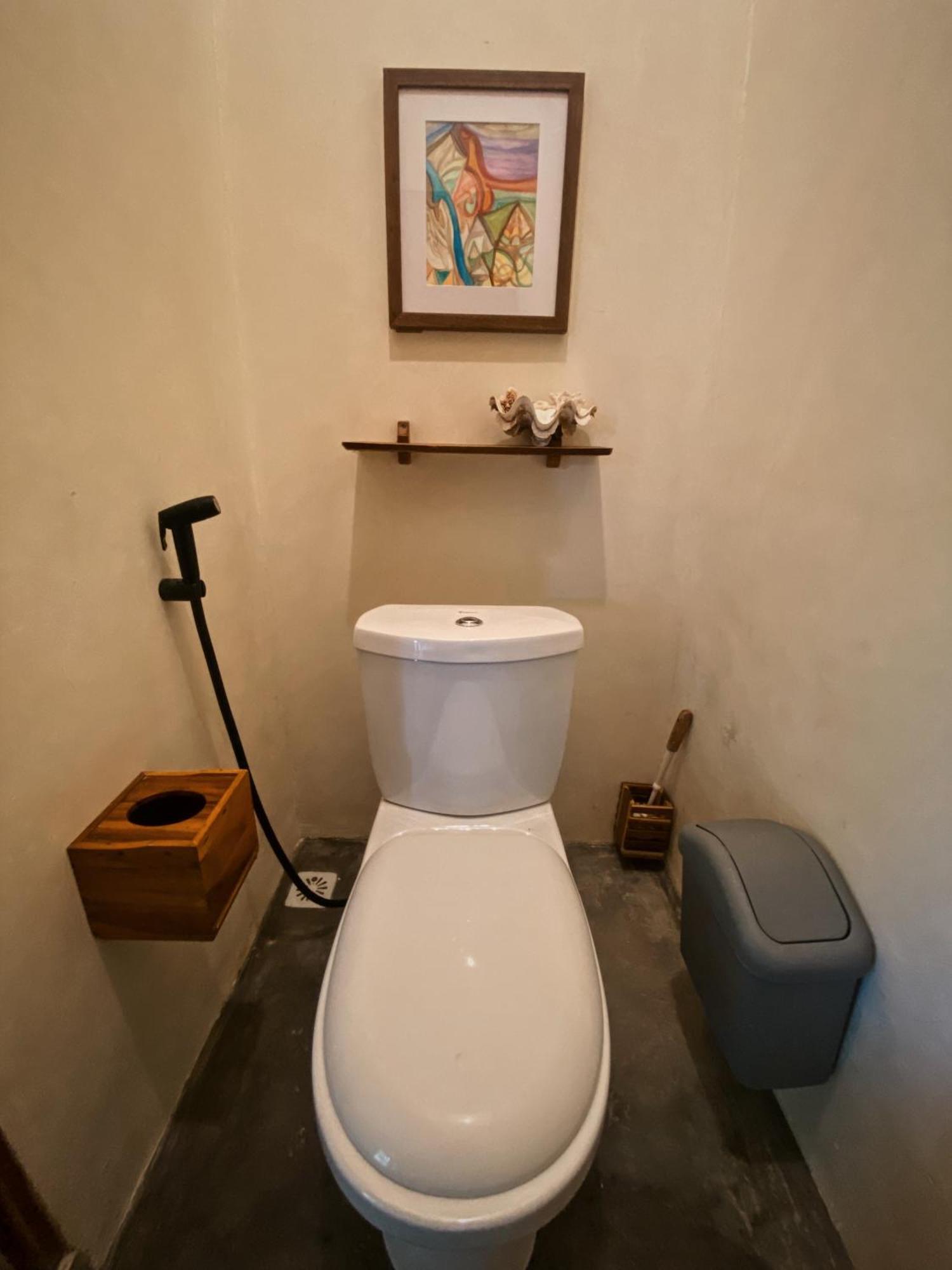 Basa-Basi Lodge Каримунджава Екстериор снимка