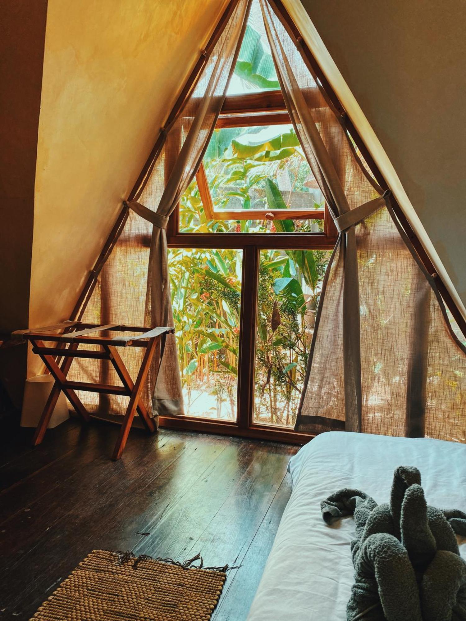 Basa-Basi Lodge Каримунджава Екстериор снимка