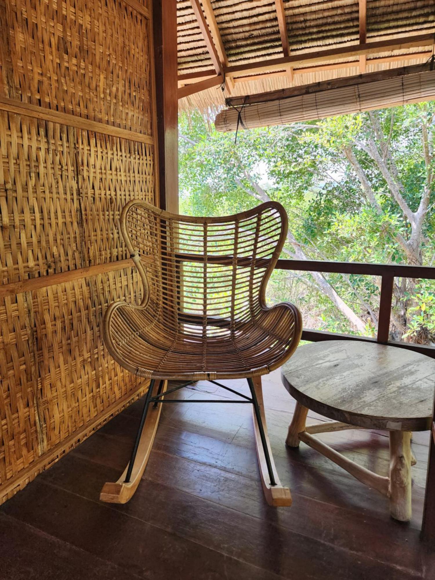Basa-Basi Lodge Каримунджава Екстериор снимка